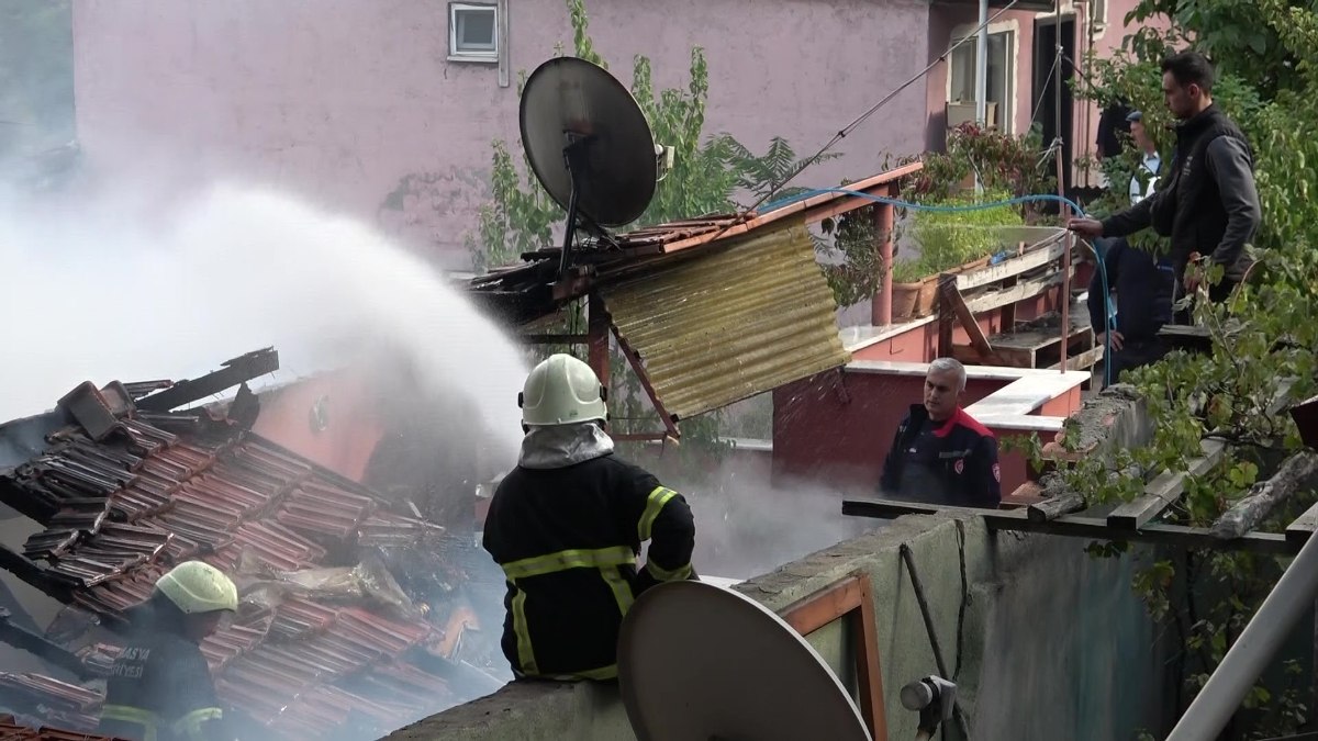 Amasya'da korkutan yangın: Ormana sıçramadan söndürüldü