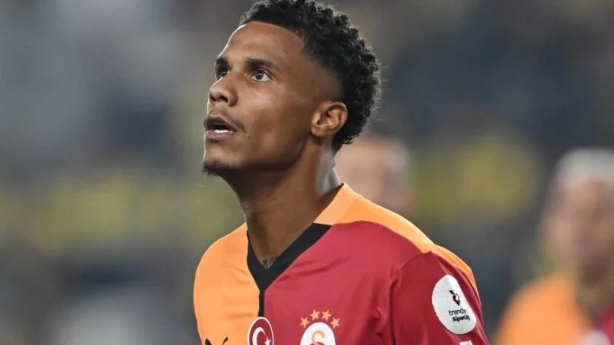 Galatasaray'da sakatlık: İsmail Jakobs devam edemedi