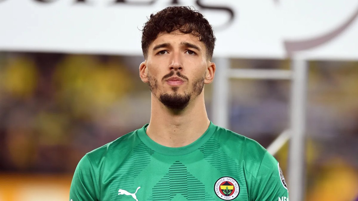 Altay Bayındır'dan Fenerbahçe maçı öncesi açıklamalar