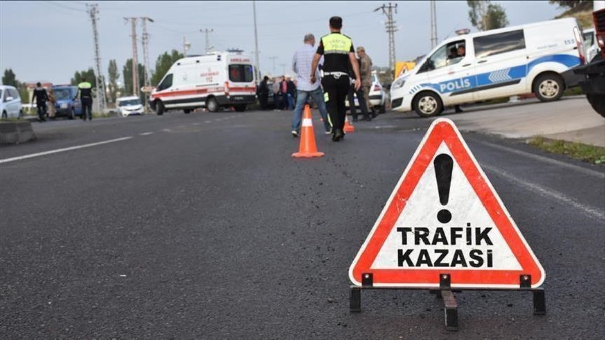 Konya'da trafik kazası! Araç şarampole yuvarlandı