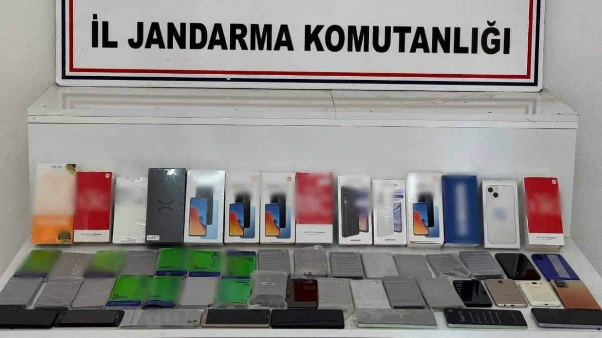 Gaziantep'te 1 milyon TL değerinde kaçak telefon ele geçirildi