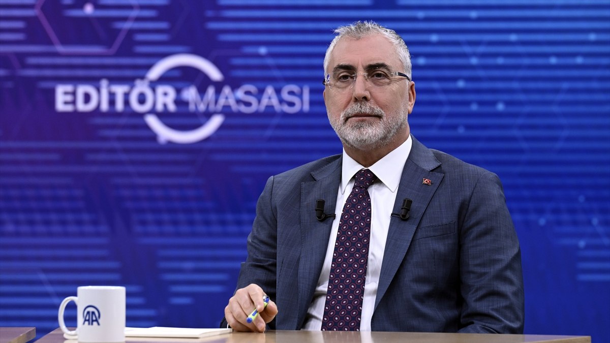 Vedat Işıkhan: Asgari ücret yaşam standartlarını iyileştirecek düzeyde belirlenecek