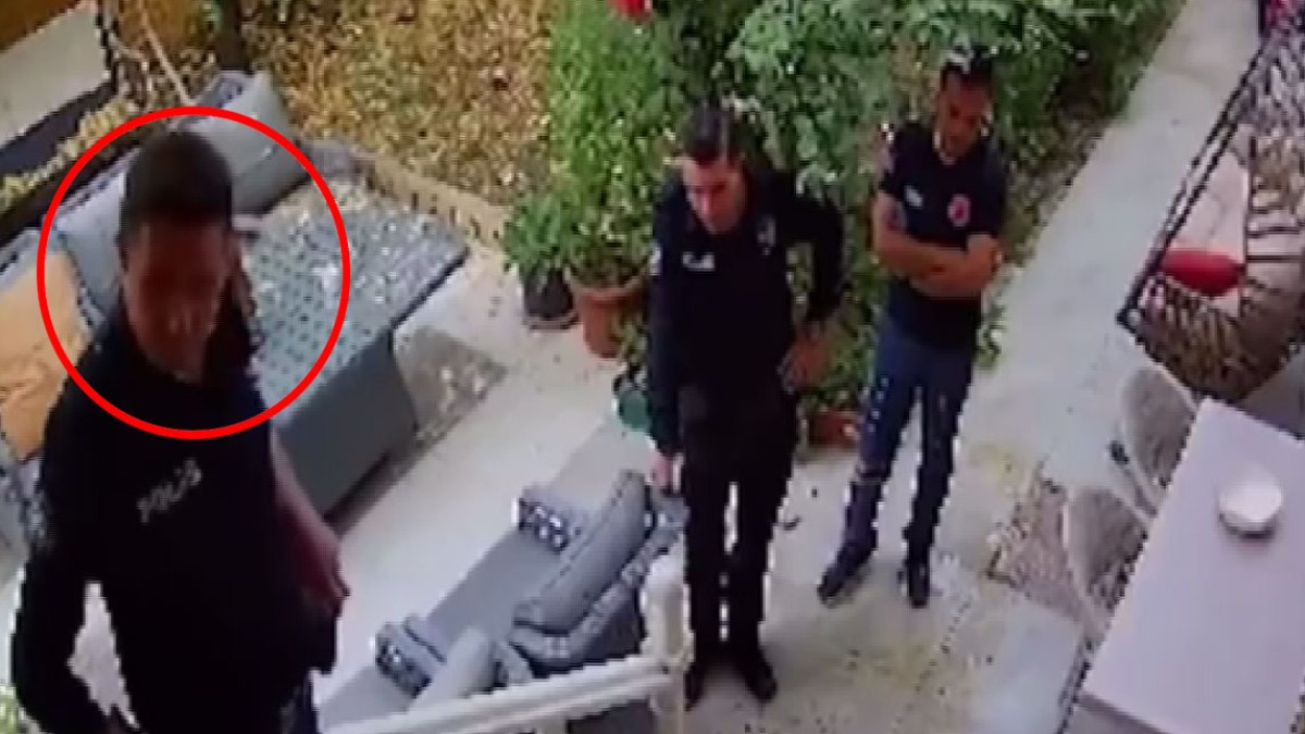 Konya'da polislere yönelik bıçaklı saldırı olayında yeni gelişme: Saldırgan adliyeye sevk edildi