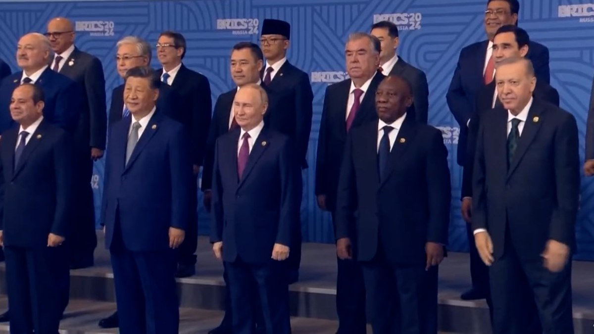 Cumhurbaşkanı Erdoğan, BRICS Zirvesi'nde aile fotoğrafına katıldı
