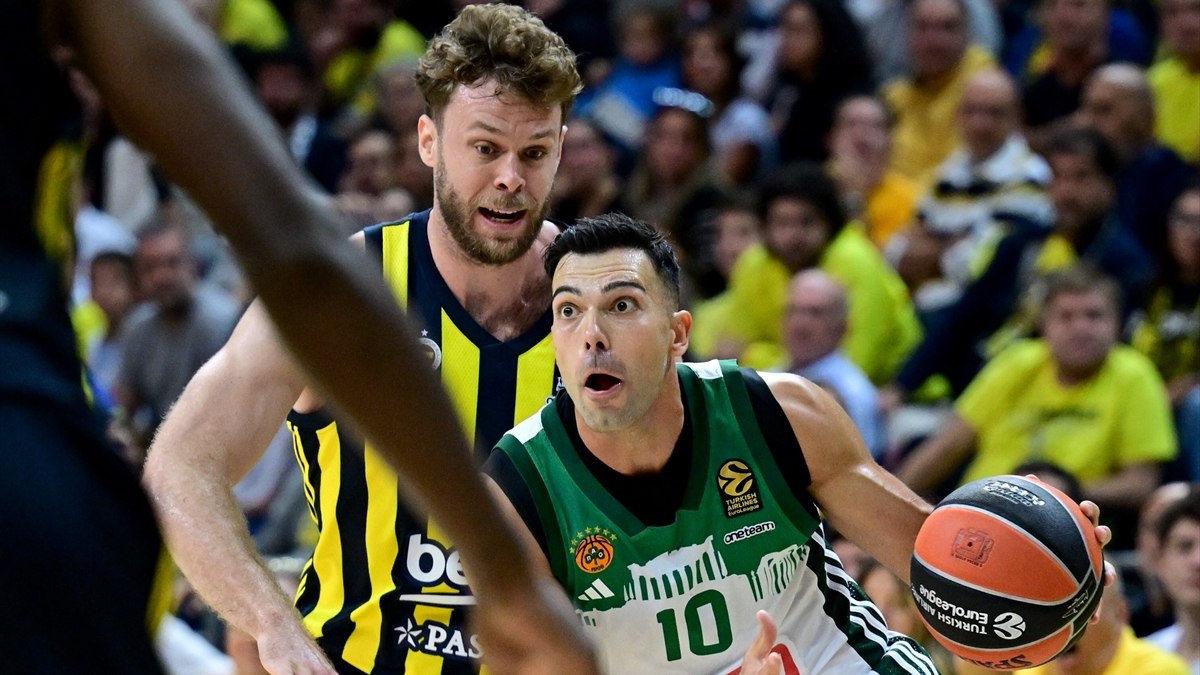 Fenerbahçe sahasında Panathinaikos'a yenildi