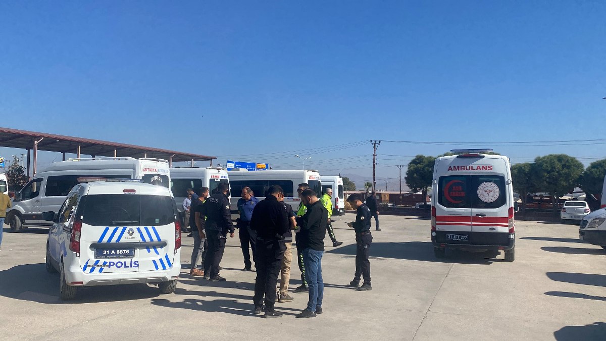 Hatay'da üç çocuğunun annesini tüfekle öldürdü