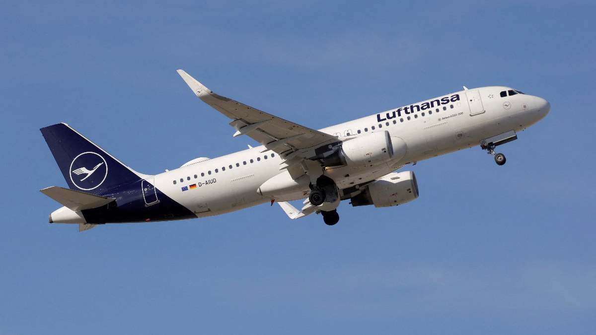 Lufthansa, Tel Aviv'e uçuş iptallerini 25 Kasım'a kadar uzattı