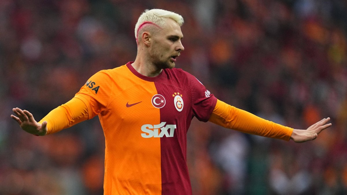 Galatasaray'da Victor Nelsson kararı