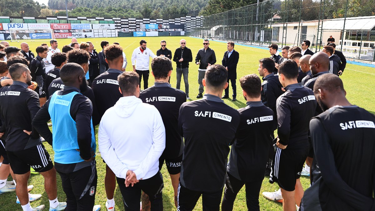 Beşiktaş yönetiminden takıma ziyaret!