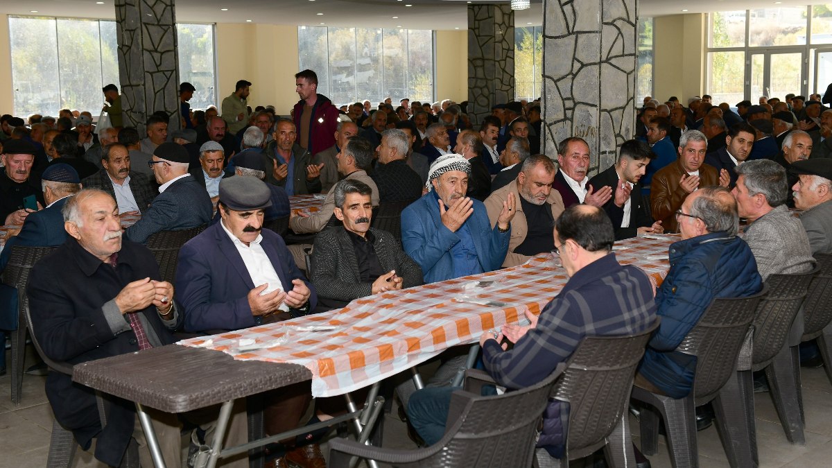 Van'da 28 yıllık husumet, barış yemeği ile sona erdi