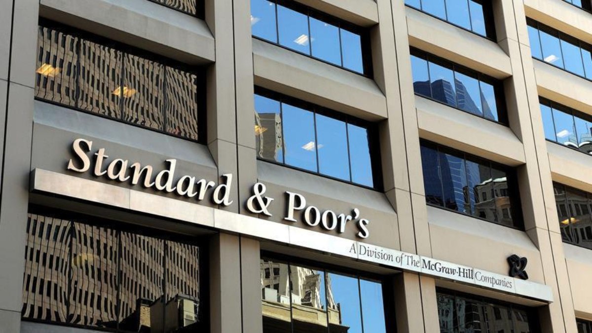 Standard & Poor's, Türkiye'nin kredi notunu yükseltti