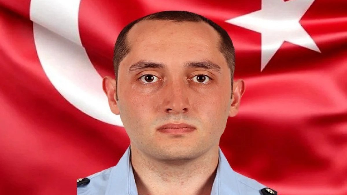 Ali Yerlikaya, İstanbul'daki kazada şehit olan polis memuru Ogün Yürümez için taziye mesajı paylaştı