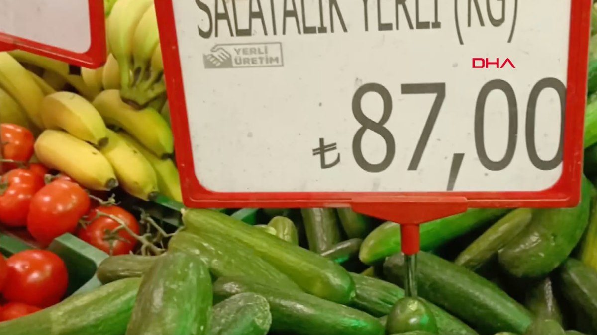 Halde 40 liraya satılan salatalık, markette 87 lira