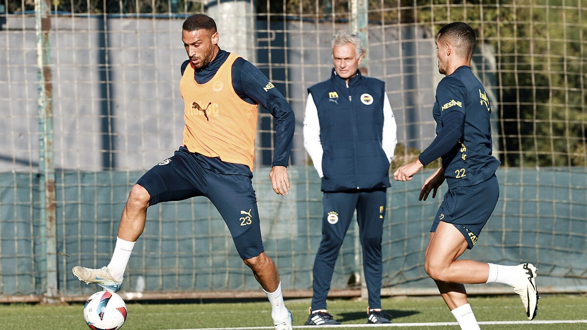 Cenk Tosun'dan Jose Mourinho'ya uyarı: Burası Premier Lig değil