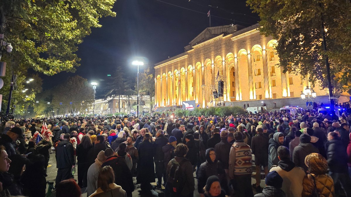 Gürcistan'da seçim sonuçlarını tanımayan muhalefetin protestoları sürüyor