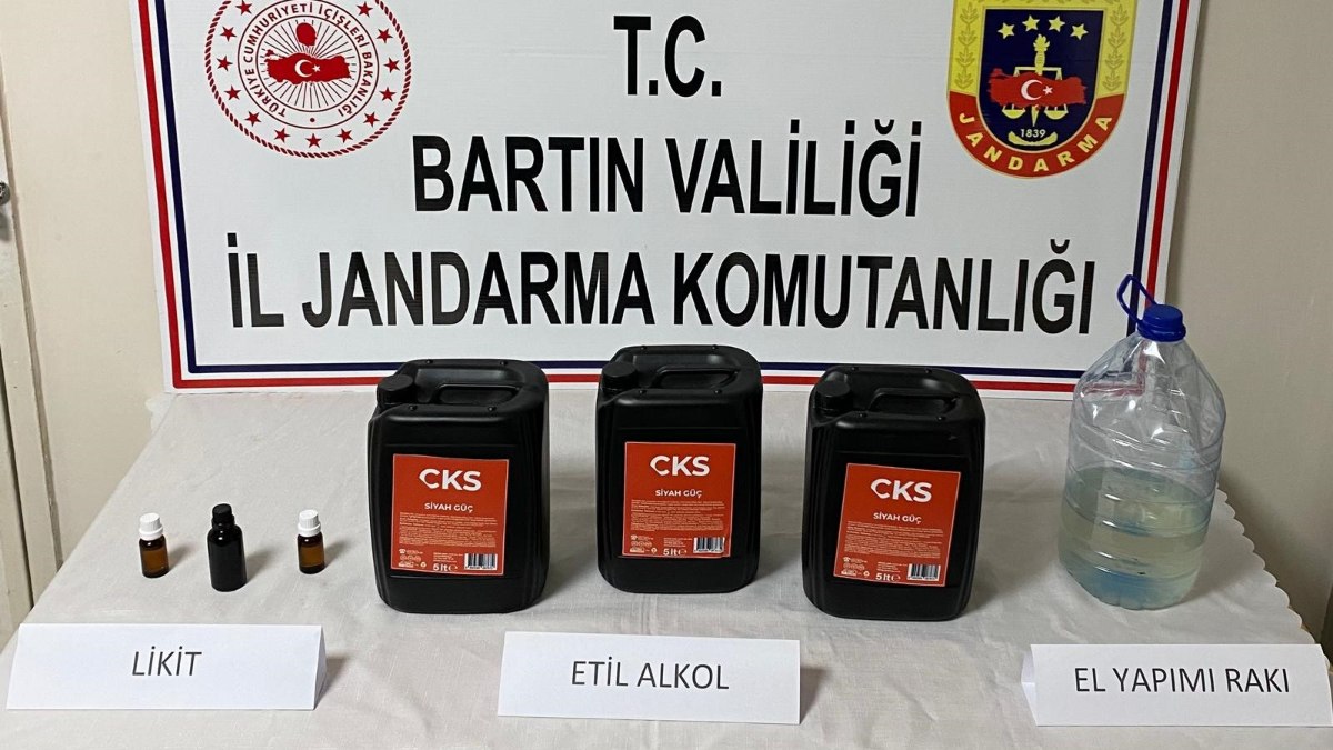 Bartın'da 15 litre etil alkol ele geçirildi