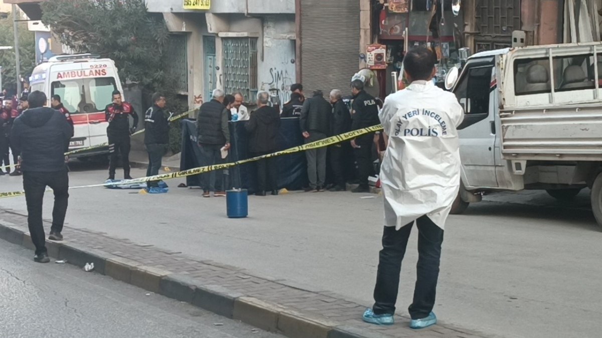 Gaziantep'te amca çocuklarının silahlı kavgası kanlı bitti