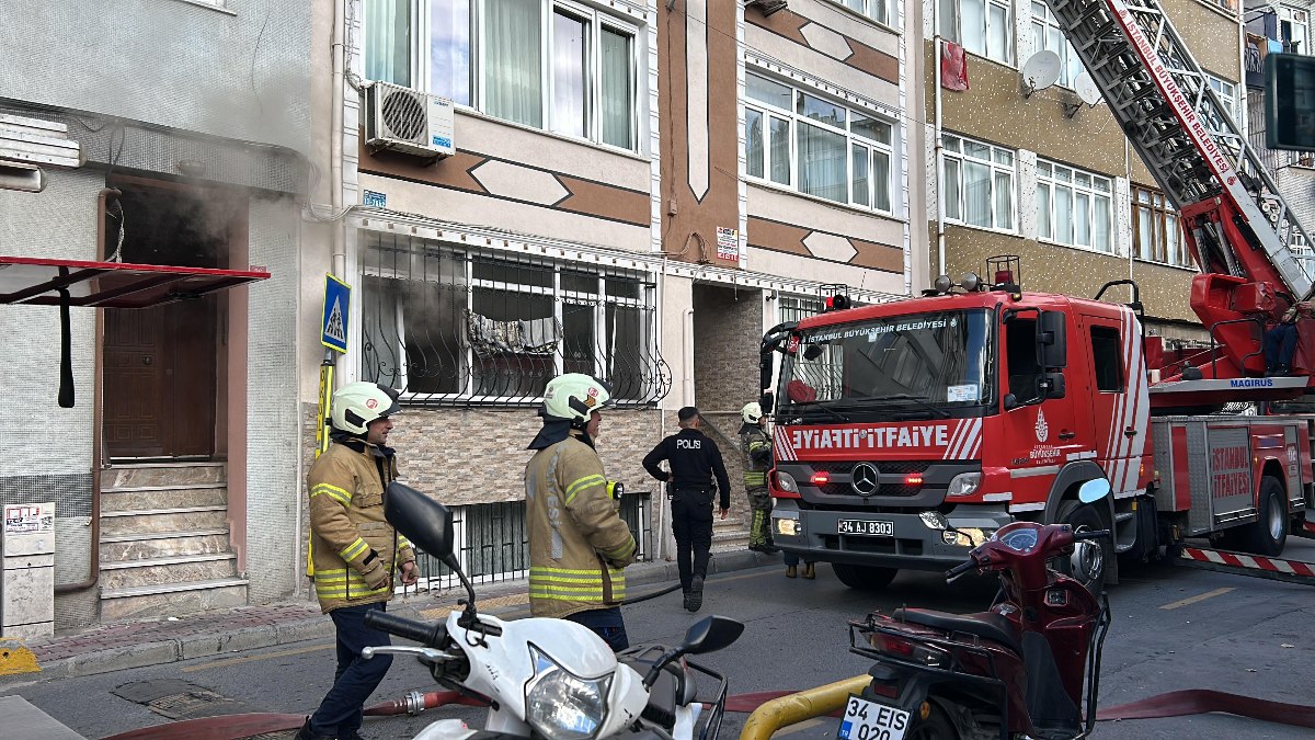 İstanbul'da 3 katlı binada yangın: 5 kişi mahsur kaldı