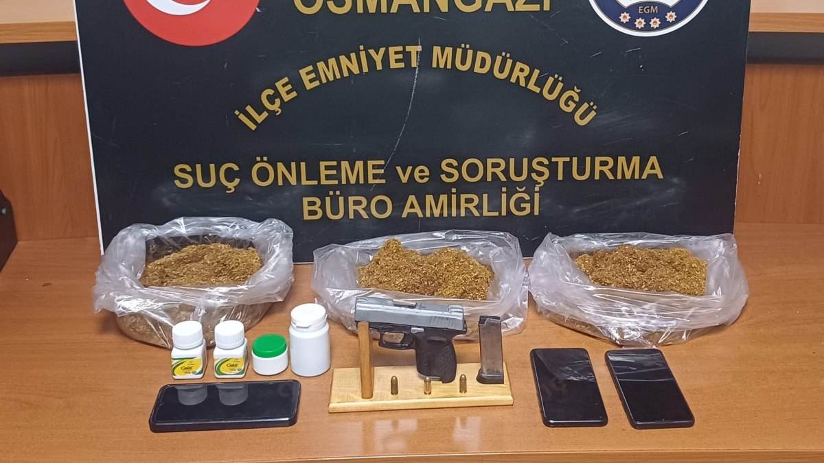 Bursa'da uyuşturucu ticareti yapan şüpheli evinde yakalandı