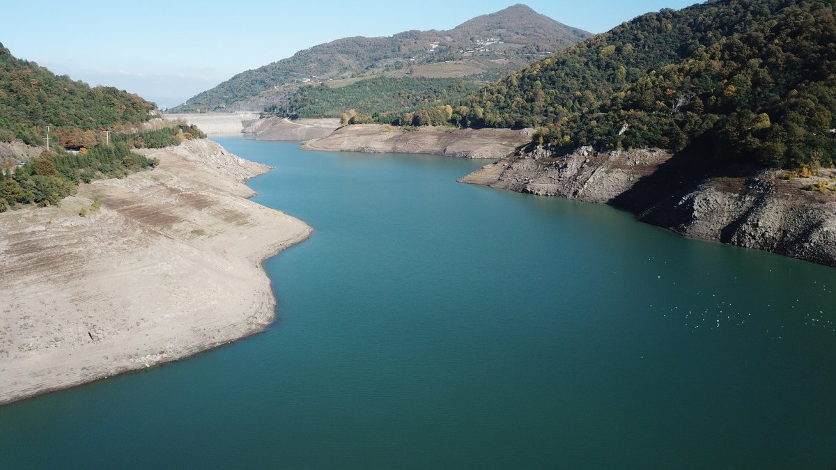 Kocaeli'nin 2 aylık suyu var! Yuvacık Barajı'nda su seviyesi geriledi