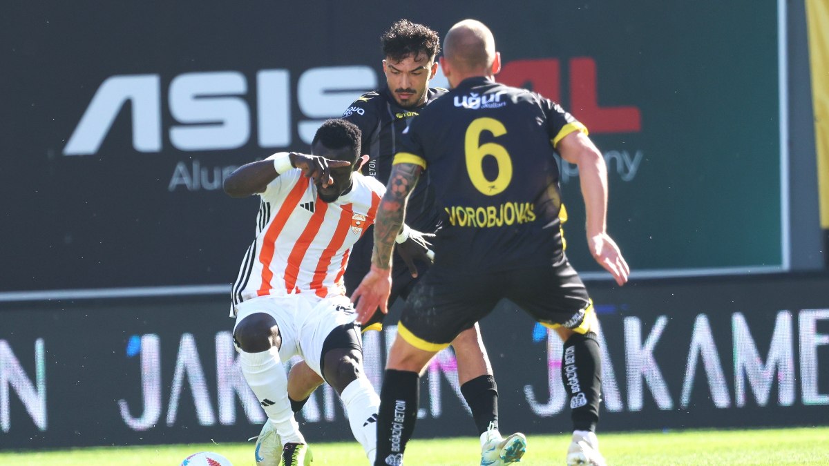 İstanbulspor - Adanaspor maçında gol sesi çıkmadı