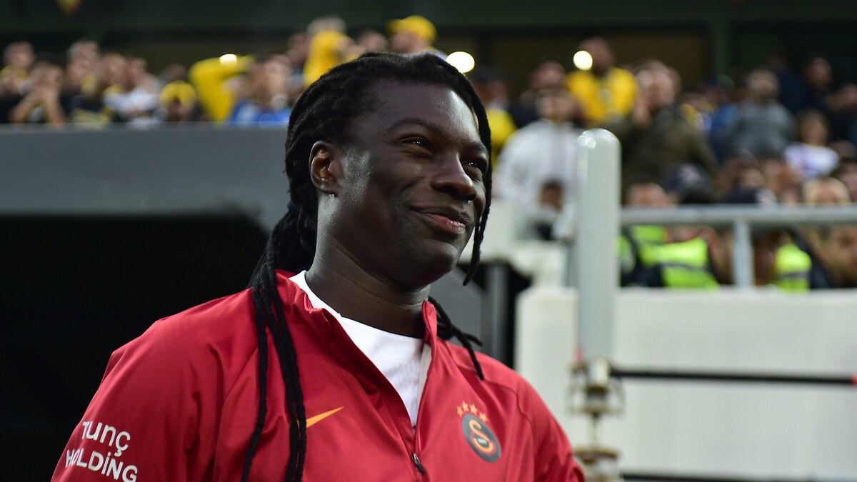 Bafetimbi Gomis'ten futbola veda kararı