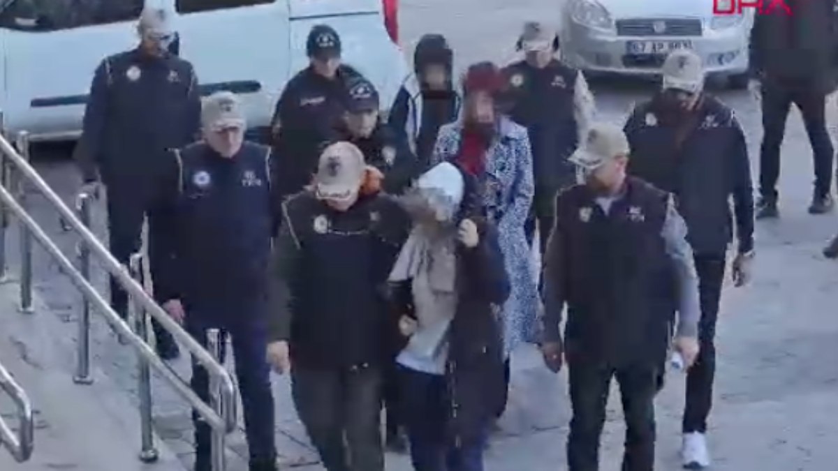 Zonguldak'taki FETÖ operasyonunda 5 gözaltı