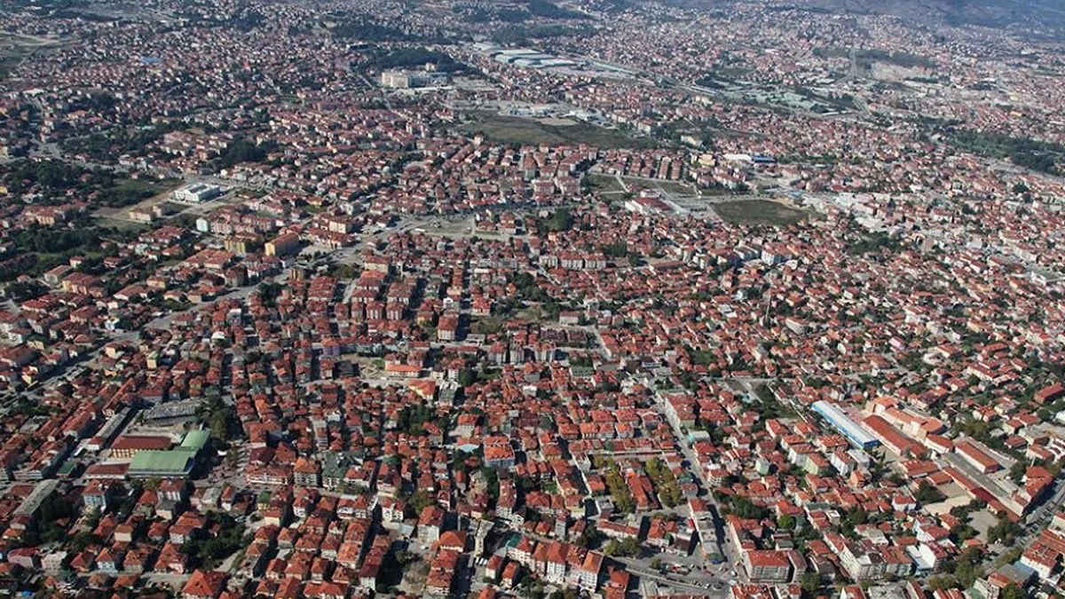 Türkiye’nin en kalabalık mahallesi belli oldu! Nüfusu 4 şehrin nüfusundan fazla olan mahalle bakın neredeymiş