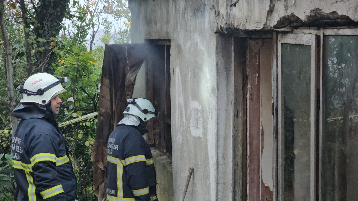 Zonguldak'ta yalnız yaşadığı evinde çıkan yangında öldü