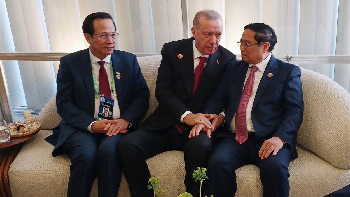 Cumhurbaşkanı Erdoğan, G20 Liderler Zirvesi'nde: Asyalı liderlerle samimi kareler