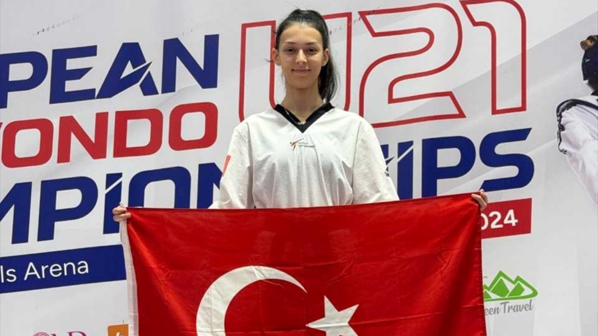 Milli sporcu Elif Sude Akgül, Avrupa şampiyonu