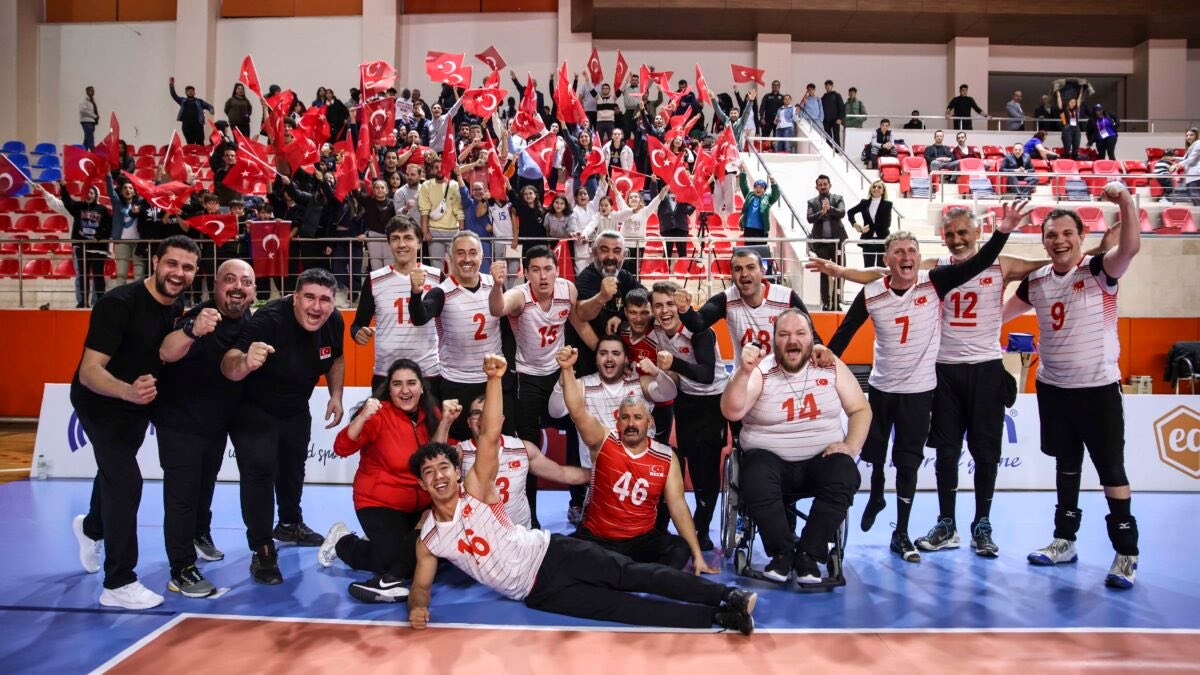 Oturarak Voleybol Erkek Milli Takımı, Hollanda'yı 3-1 yendi