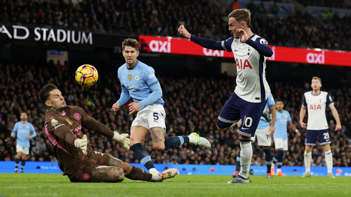 Tottenham, Manchester City'e gol oldu yağdı