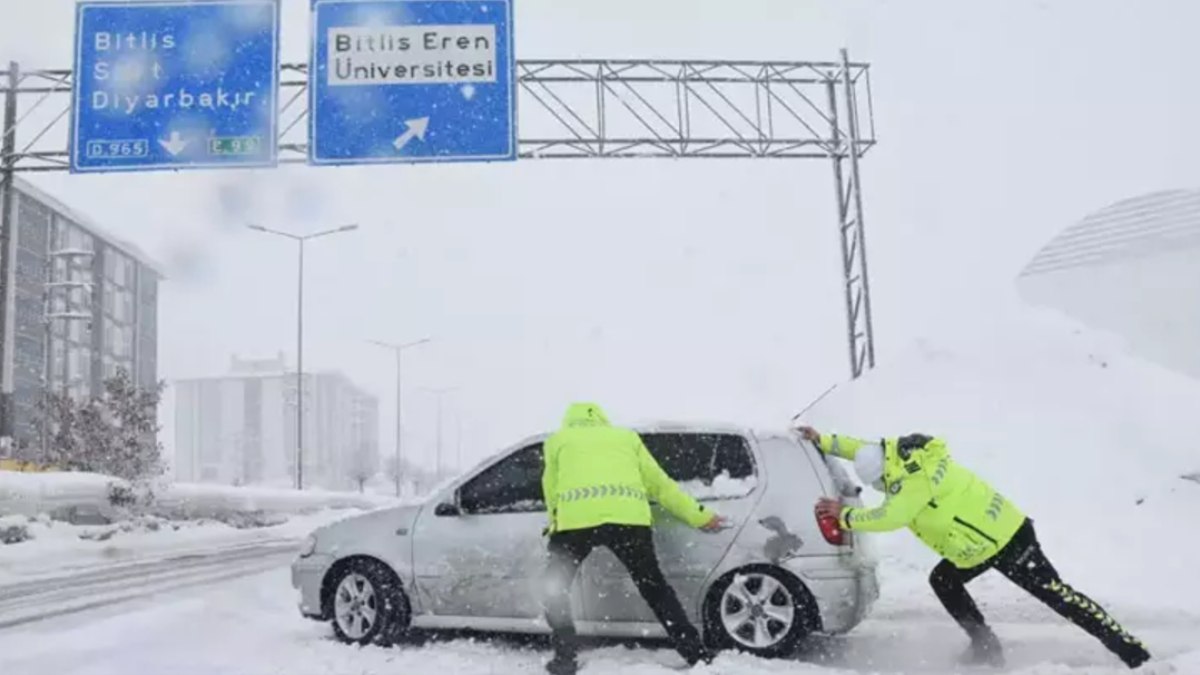 Kışın karlı yollarında dikkat edilmesi gerekenler