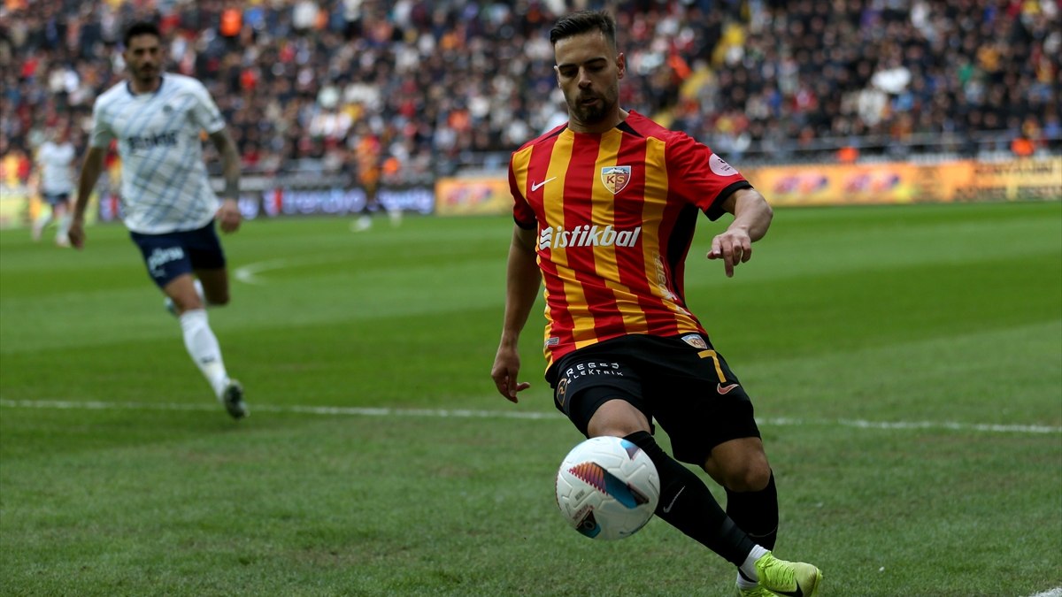 Kayserispor'dan Fenerbahçe maçının hakemine tepki