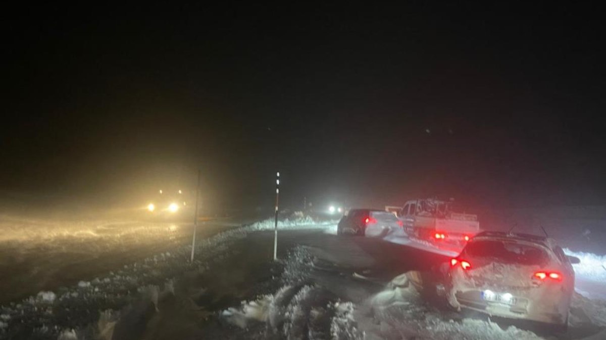 Malatya'da karda mahsur kaldıktan sonra kurtarılan vatandaş hayatını kaybetti