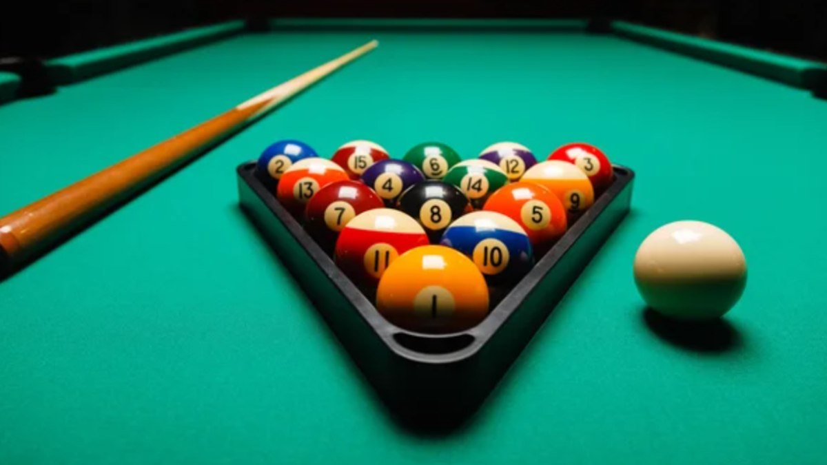 Bilardo masasındaki noktalar bakın ne işe yarıyormuş...