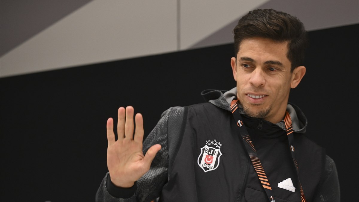 Beşiktaş'a kötü haber! Gabriel Paulista maça devam edemedi