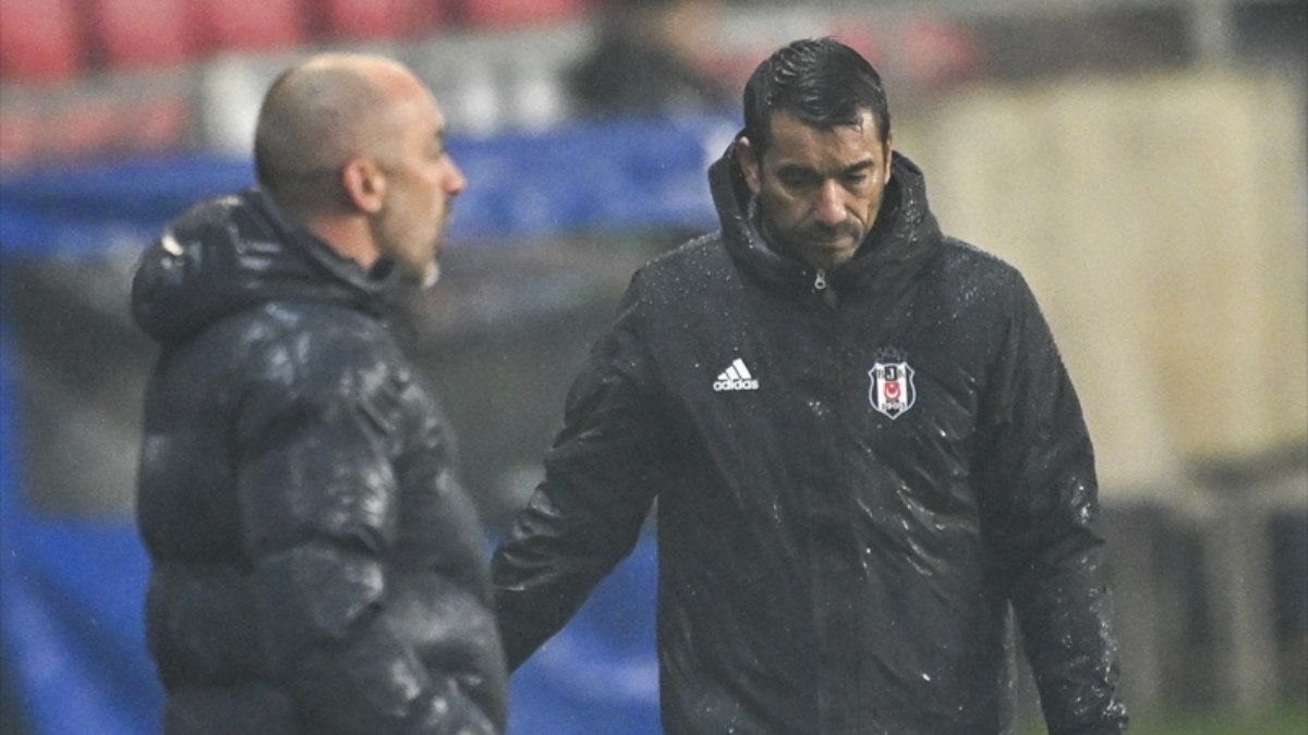 Giovanni van Bronckhorst'tan istifa yanıtı