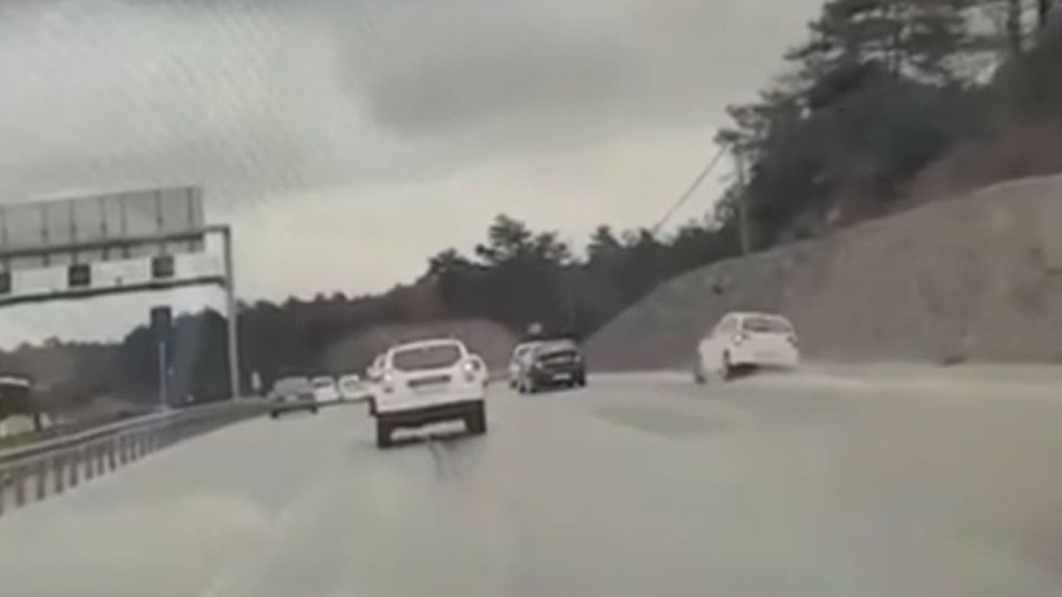 İstanbul’da makas atarken kazaya sebep oldular