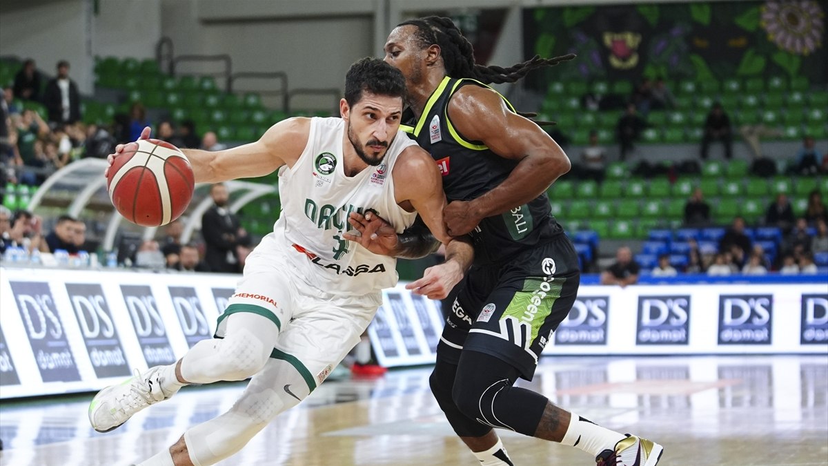 Darüşşafaka, Merkezefendi Belediyesi Basket'i yendi