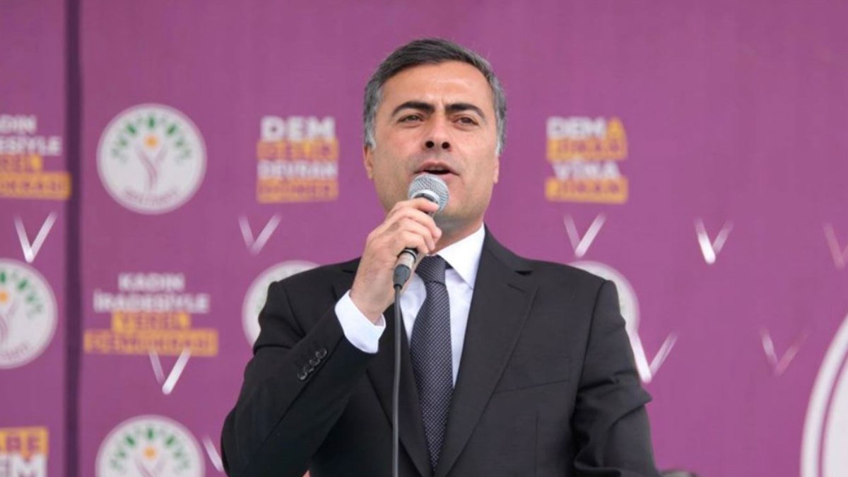 DEM'li Van Eş Başkanı Abdullah Zeydan hakkındaki kararı Yargıtay bozdu