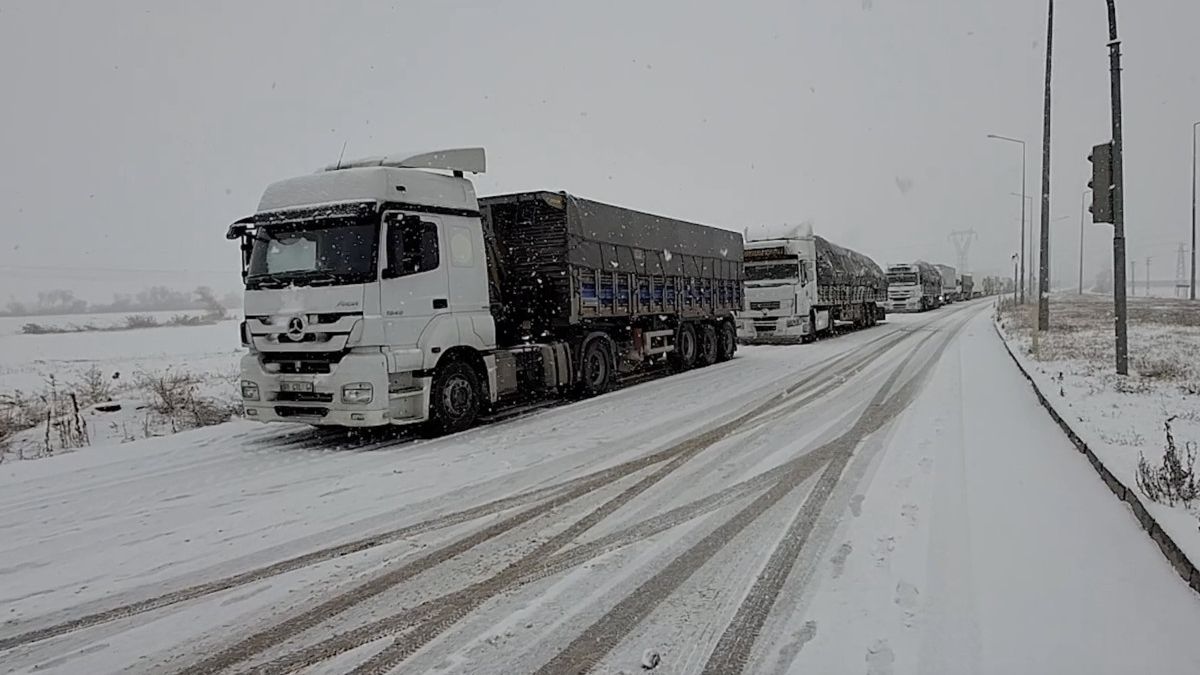 Çorum'da kar yağışı etkili olmaya başladı