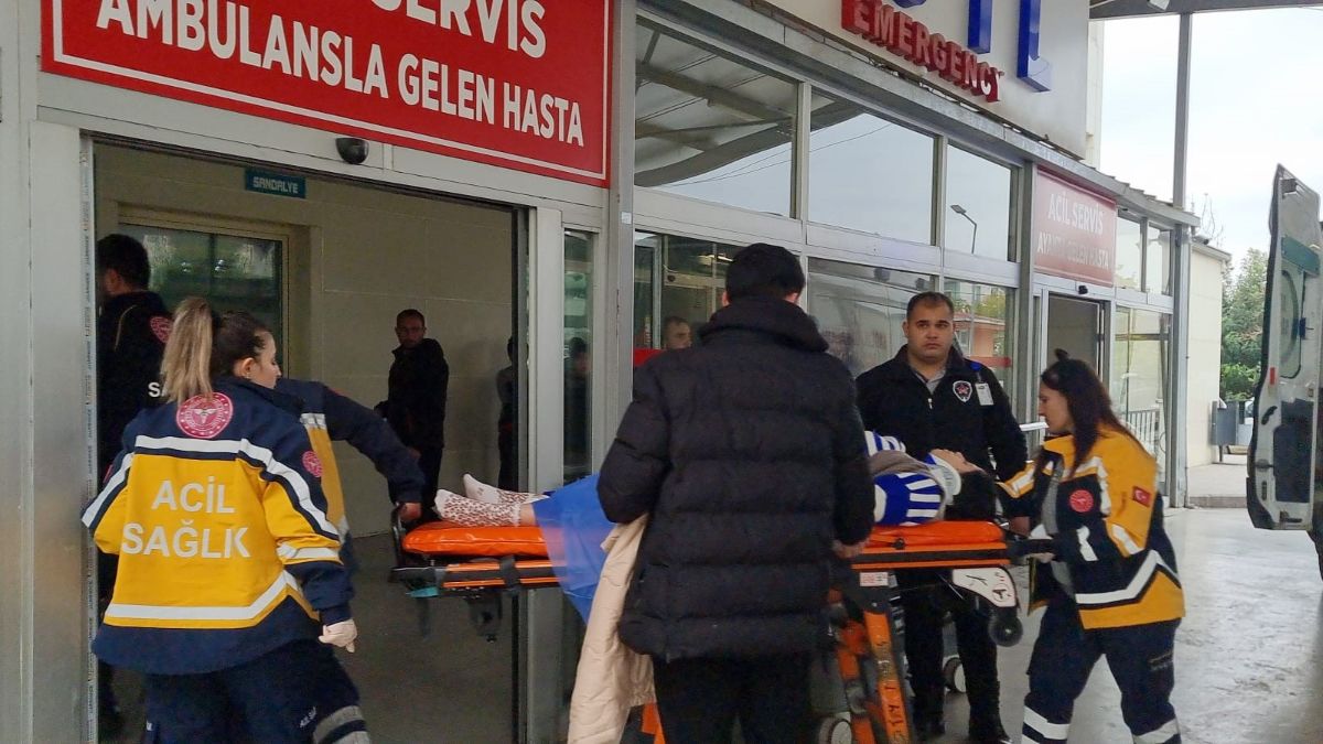 Adana’da şehit konvoyundaki kazada yaralanan hamile kadın bebeğini kaybetti