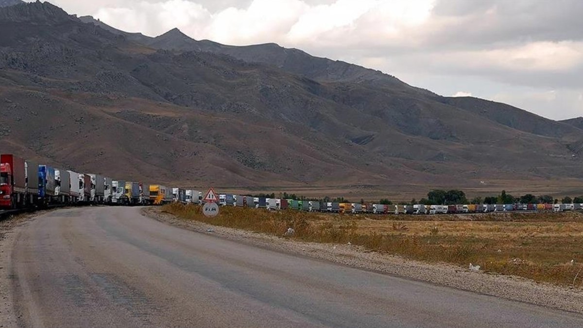 Yunanistan, Macaristan, Rusya ve Kazakistan'a taşımacılıkta 'ilave geçiş belgesi'