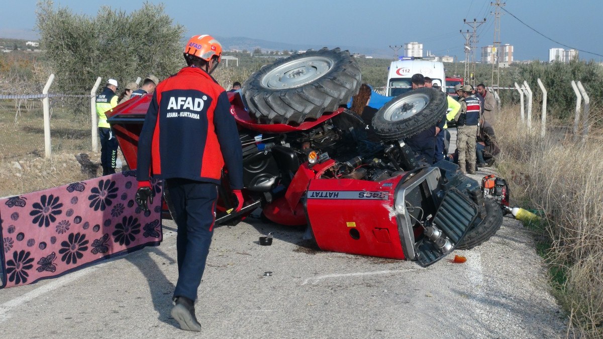 Kilis'te devrilen traktörün sürücüsü öldü