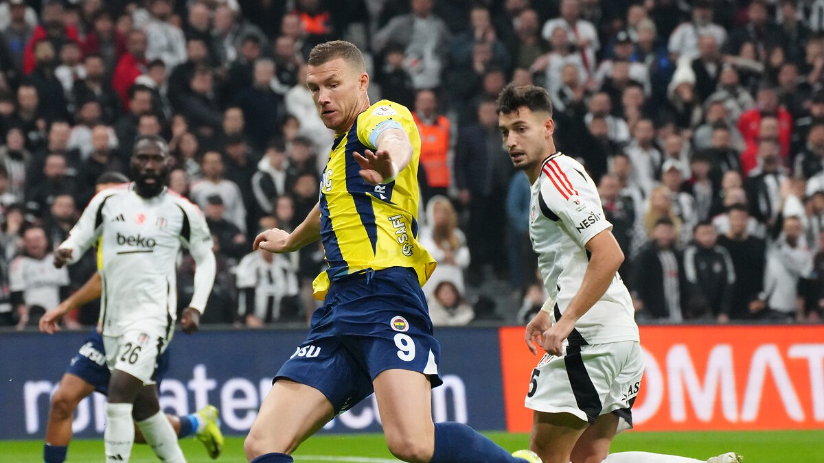 Beşiktaş'ta Tayyip Talha Sanuç oyuna devam edemedi