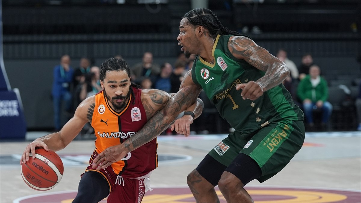 Galatasaray, Yalovaspor Basketbol'u mağlup etti