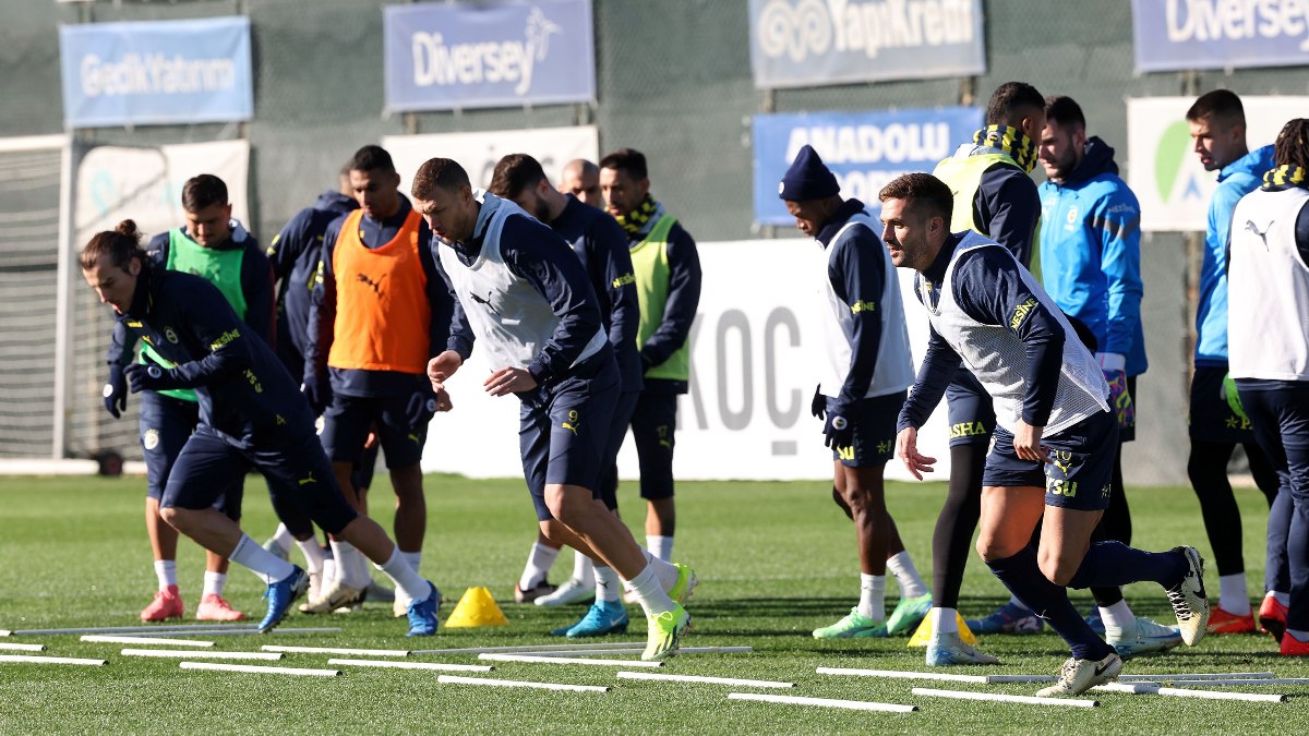 Fenerbahçe'de Başakşehir maçının hazırlıkları tamamlandı