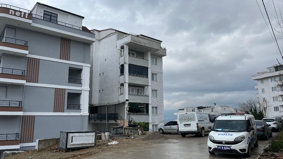 Kocaeli'de tartıştığı eşini bıçakladı